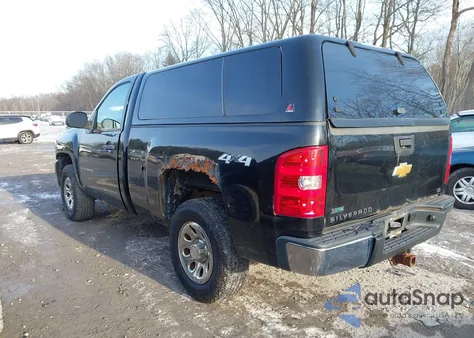 2012 Chevrolet Silverado 1500 Work Truck z USA, uszkodzony, nr VIN 1GCNKPE01CZ266273